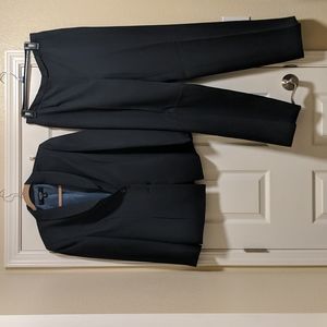 Women's Kasper navy blue business suit.
